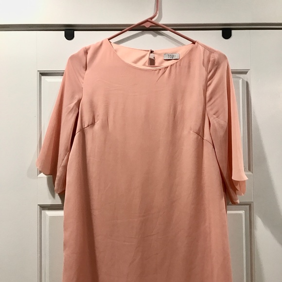 Pale Pink Keyhole Scalloped Dress Small Tobi - Picture 1 of 3